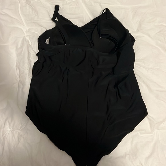 Swimsuit - Picture 3 of 3